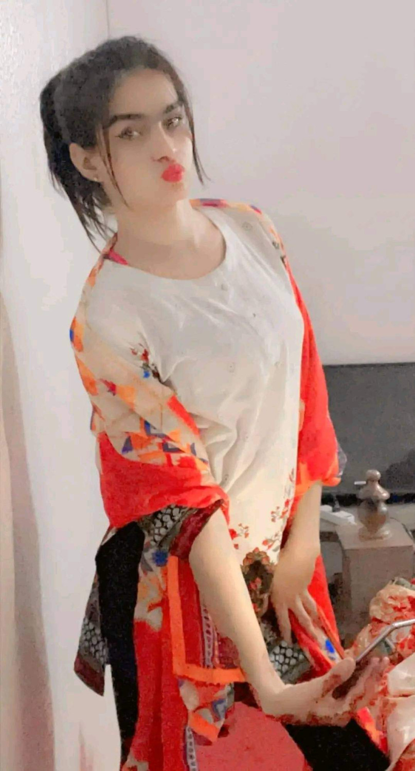 independent-call-girls-in-bahria-town-phace-6-empire-heights-civic-centre-phace-4-03057774250-small-1