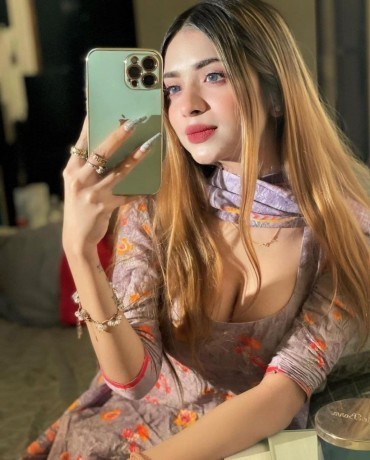 Video call sarvice available ha whatsapp number 03121523389