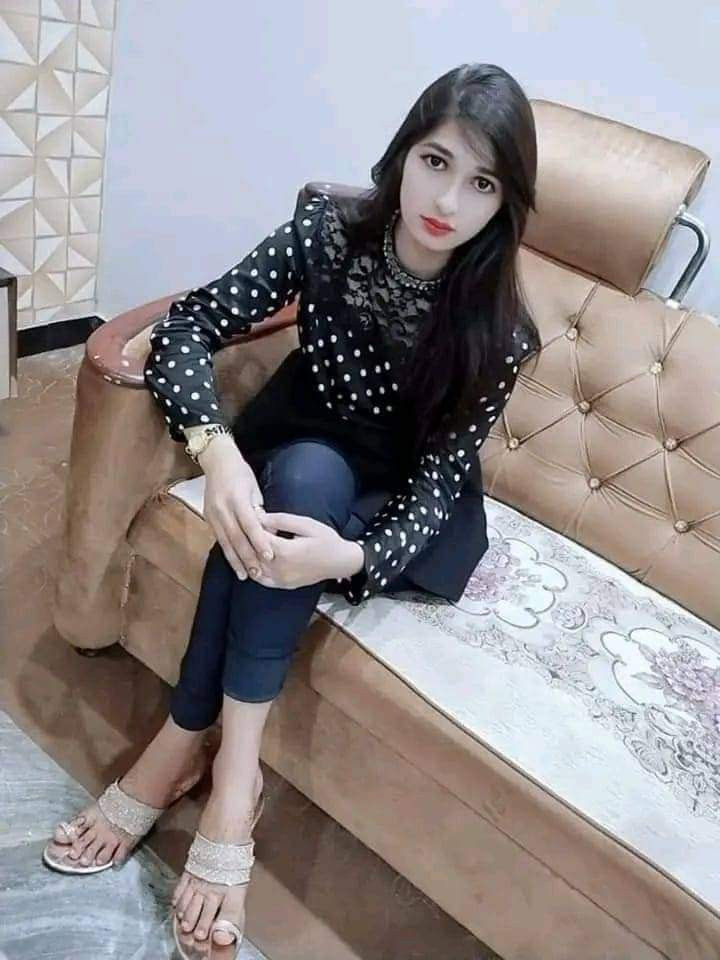 Full sexy video call service available sexy chat service available come on to WhatsApp 03281667695