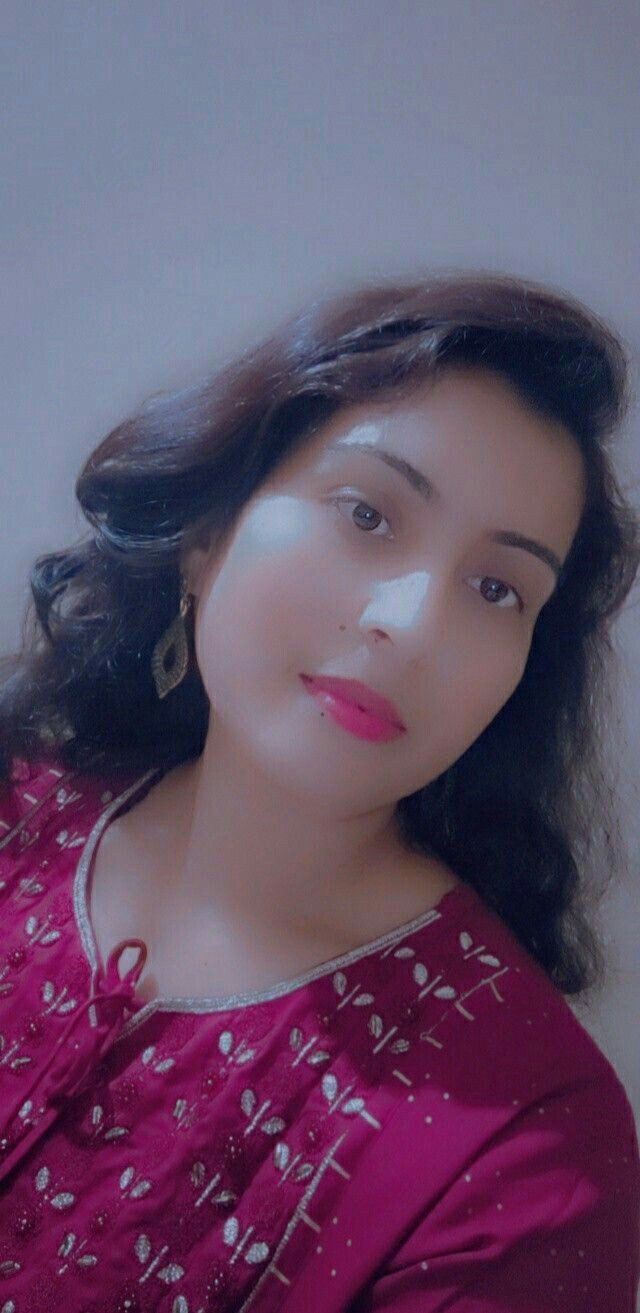 Higher profiler Doctor Misbah Jaan beautiful Calling Fun