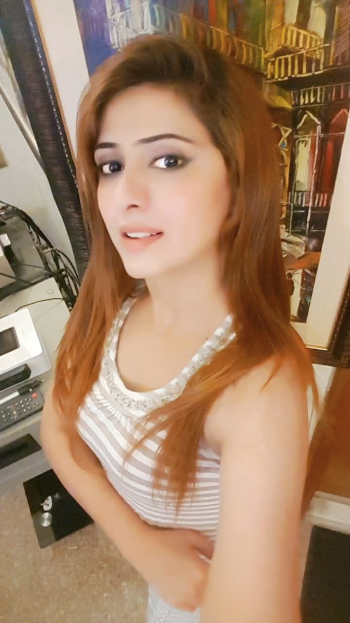 Hello dear, only video call service is available, if you are interested then contact with me WhatsApp number 03078731046