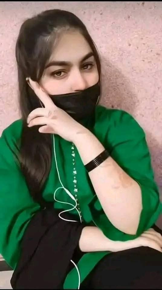 Girls service available hai sexy video call service 03287985213