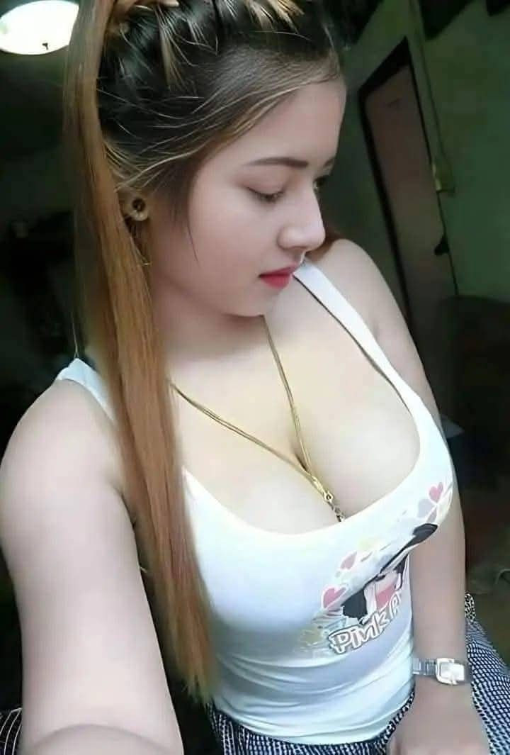 Girls service available hai sexy video call service 03287985213