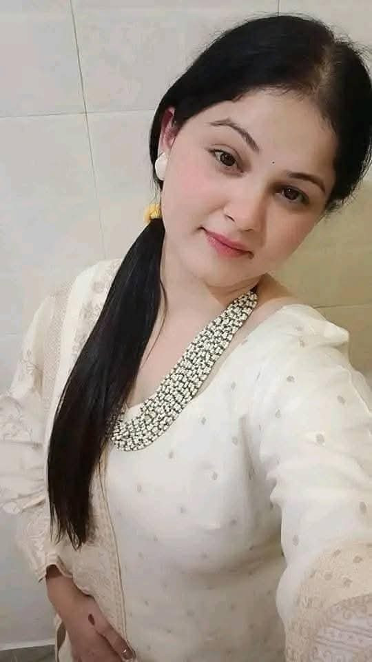 Girls service available hai sexy video call service 03287985213