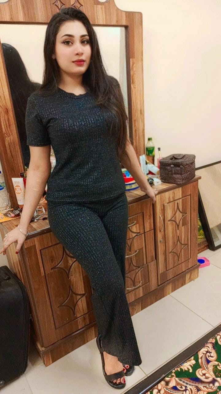 lahore-escorts0322-6010101-top-classic-slim-smart-girls-available-in-lahore-joher-town-attractive-sucking-expert-escorts-in-lahore-for-night-small-4