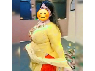 MRS ASMA FAISAL TOWN LAHORE HOUSEWIFE NEED MALE