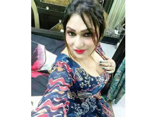 MRS SUNERA LAHORE HOUSEWIFE NEED MALE