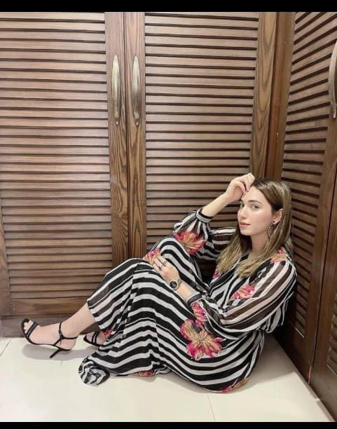 03040722268-escort-lahore-new-year-booking-professional-vip-staff-available-small-1