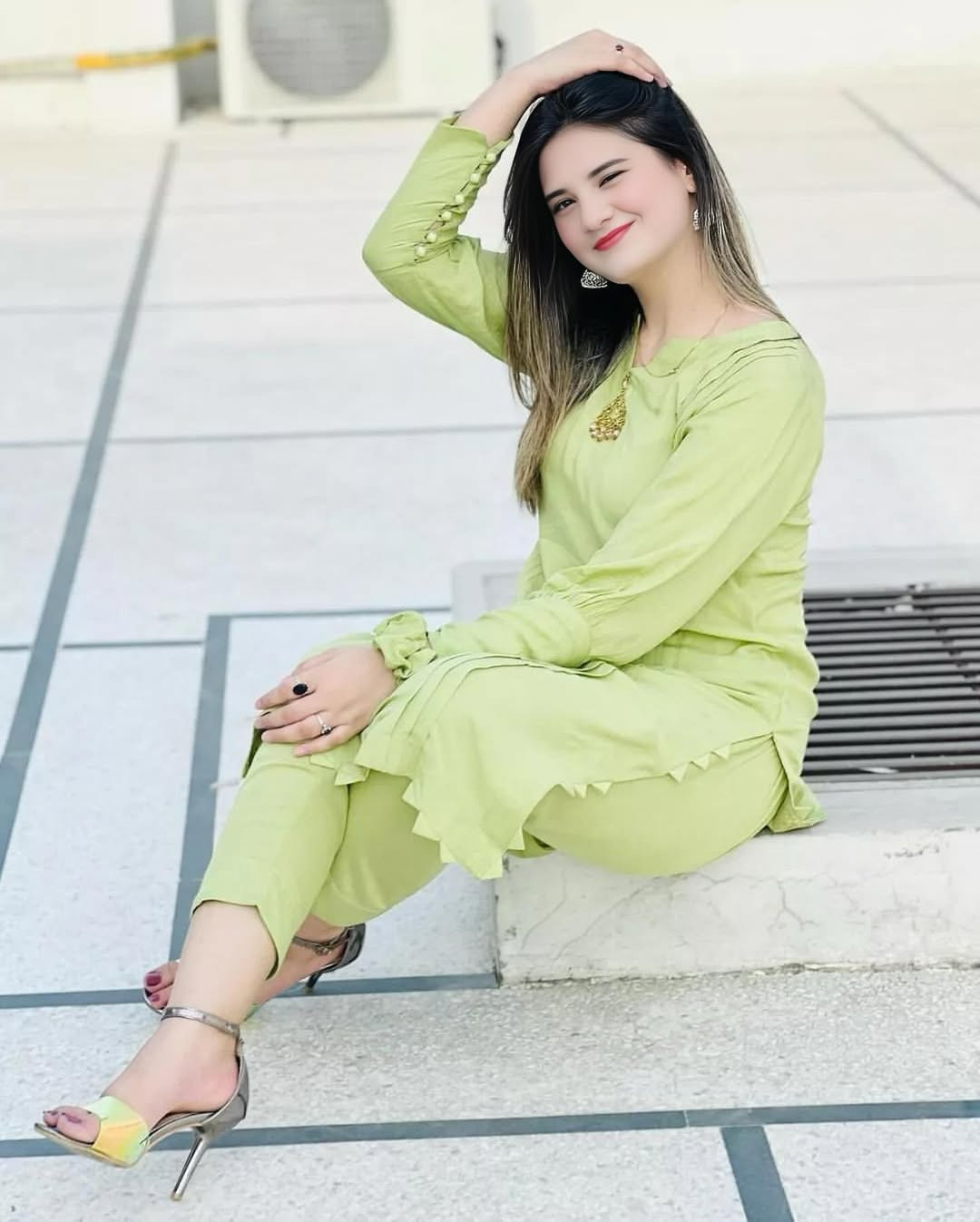 call-professional-islamabadgirls-03290555524-the-escort-services-in-islamabad-small-1