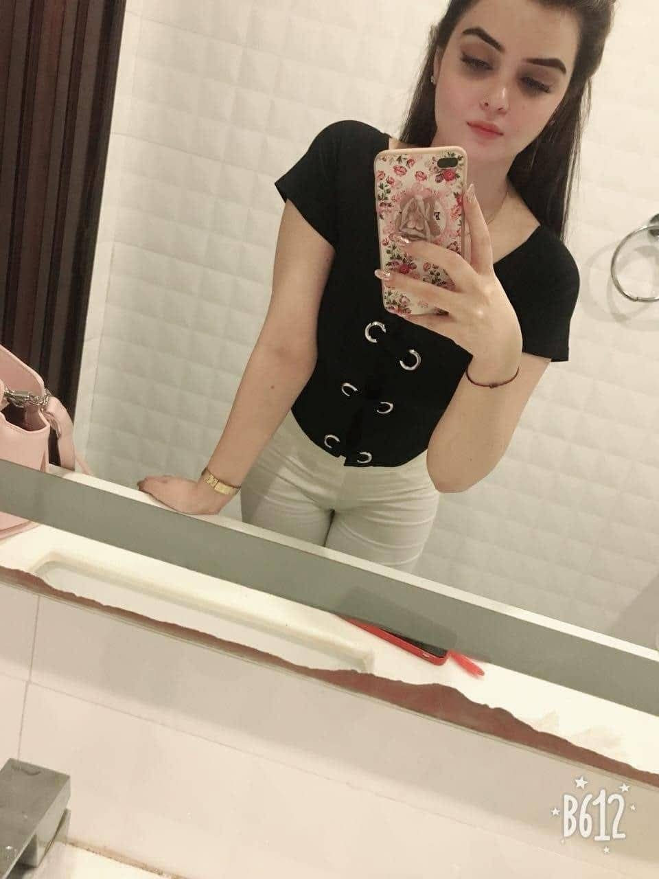 vip-super-sexy-escort-girls-available-in-islamabad-rawalpindi-bahria-twon-contact-me03057774250-any-time-with-full-privacy-small-1