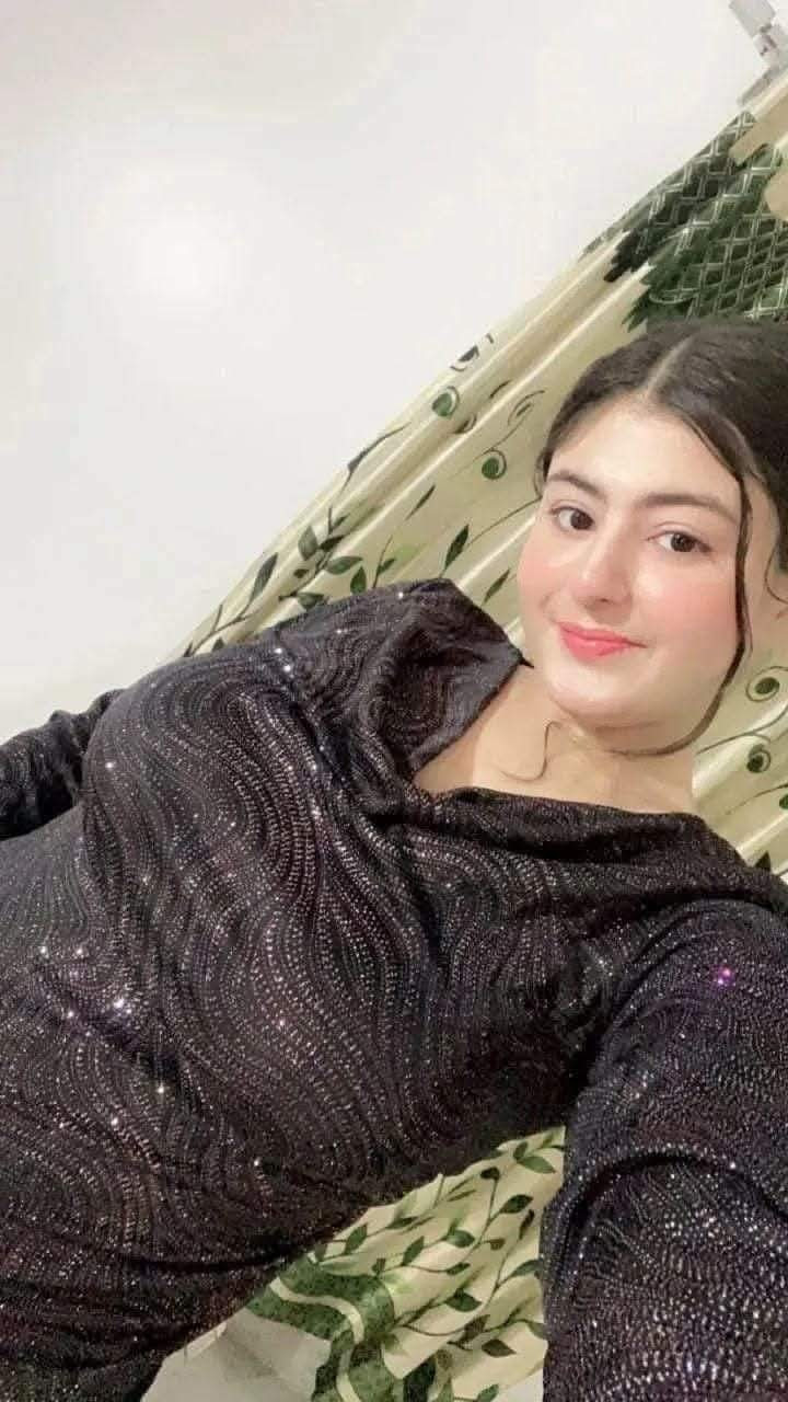 Vip super & sexy escort girls available in Islamabad Rawalpindi bahria twon contact me(03057774250) any time with full privacy