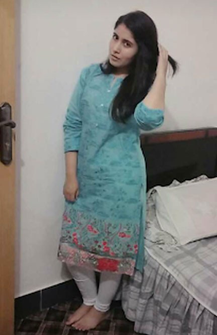 03081904758 massage centre available girls WhatsApp number