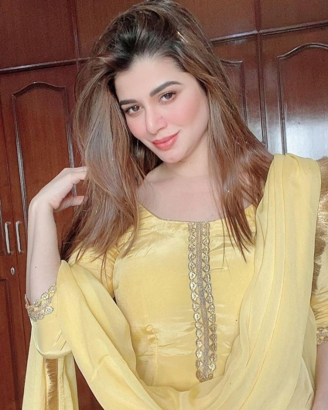 Hot Sexy Elite Class Party Girls Available Inbheria Islamabad Rawalpindi / Bahria Town. (03010830000)