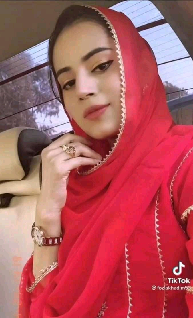 Six si video call service available my WhatsApp number 03098359088 contact me