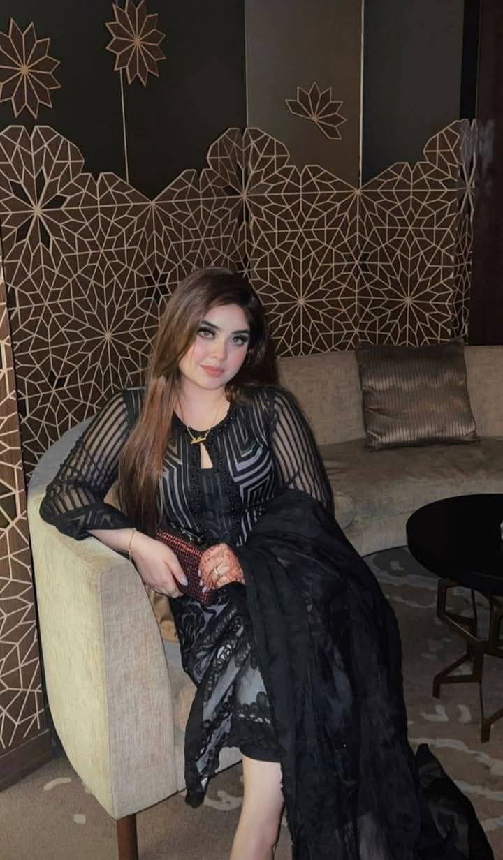 MOst Beautiful Luxurious Party Girls Availabe In Rawalpindi Bahria Town 7/8 .and Dha phace 2 03057774250