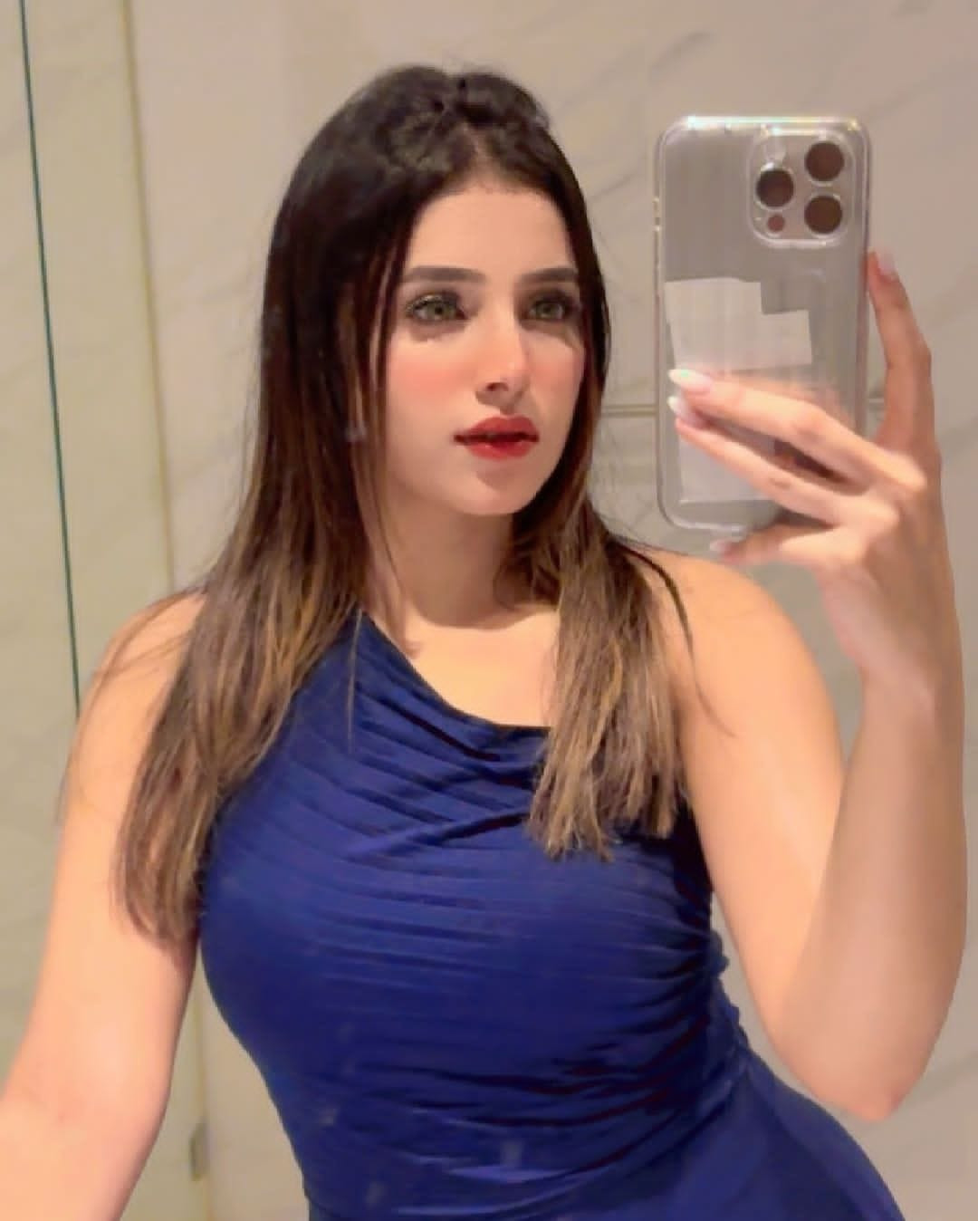 Girl service available hai video call service