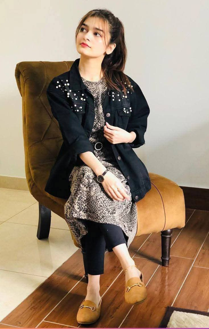 most-beautiful-luxurious-party-girls-availabe-in-rawalpindi-bahria-town-78-and-dha-phace-2-03057774250-small-1