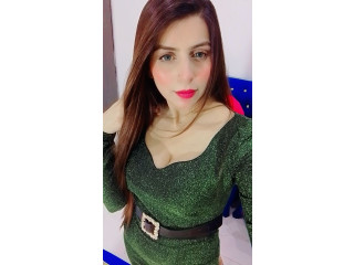 Massage centre available girls WhatsApp number 03081904758