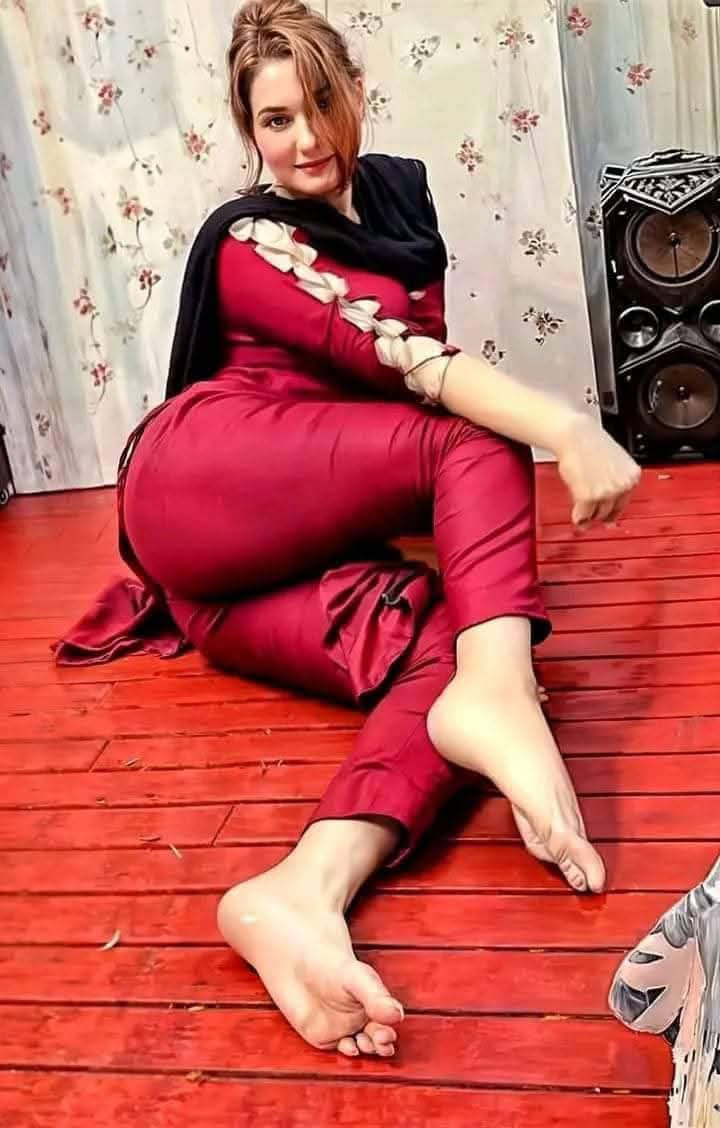 Cam sex service available hai whatsapp number 03285946921